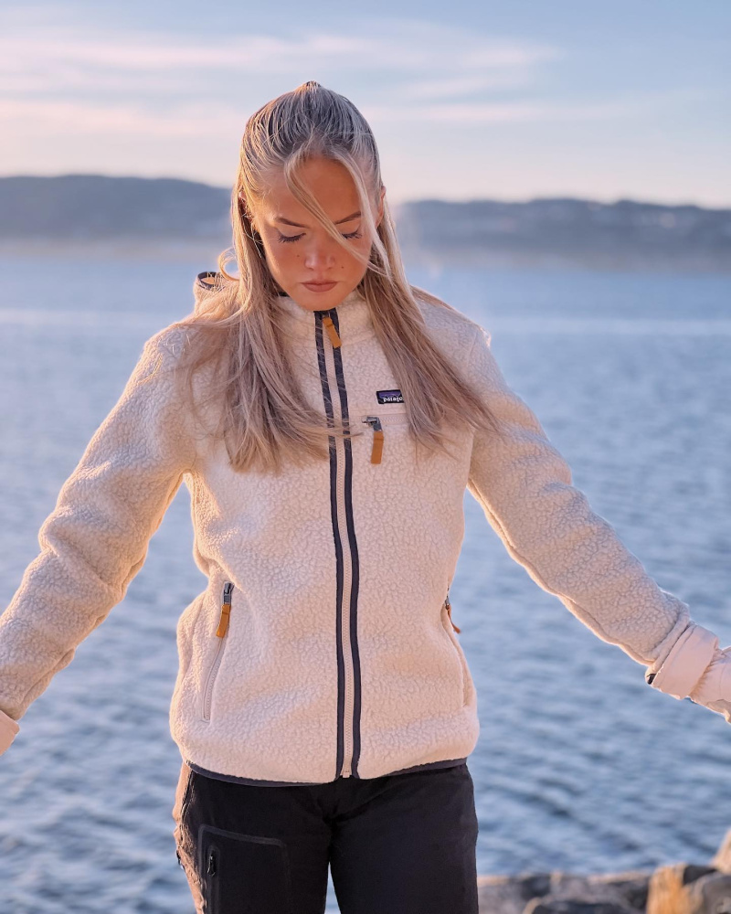 Patagonia w's shop retro pile hoody